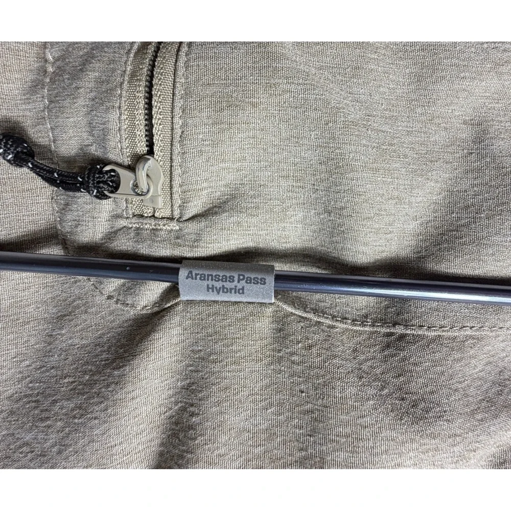 Magellan Outdoors Aransas Pass Hybrid Fish Gear Shorts Size 40